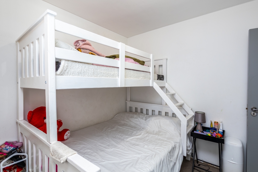 2 Bedroom Property for Sale in Zonnebloem Western Cape